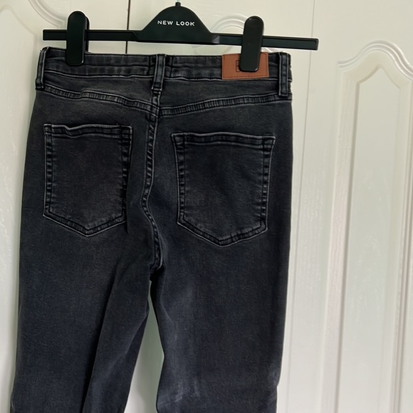 BDG Black Skinny Jeans - Picture 4 of 6